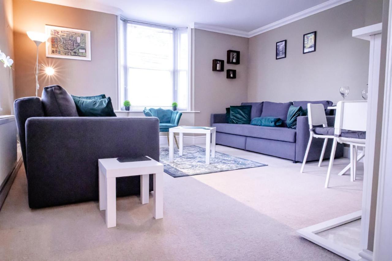 Lord Street - 2 Beautiful Apartments - Sleep Up To 14 Guests - By Rework Accommodation Chester Exteriér fotografie