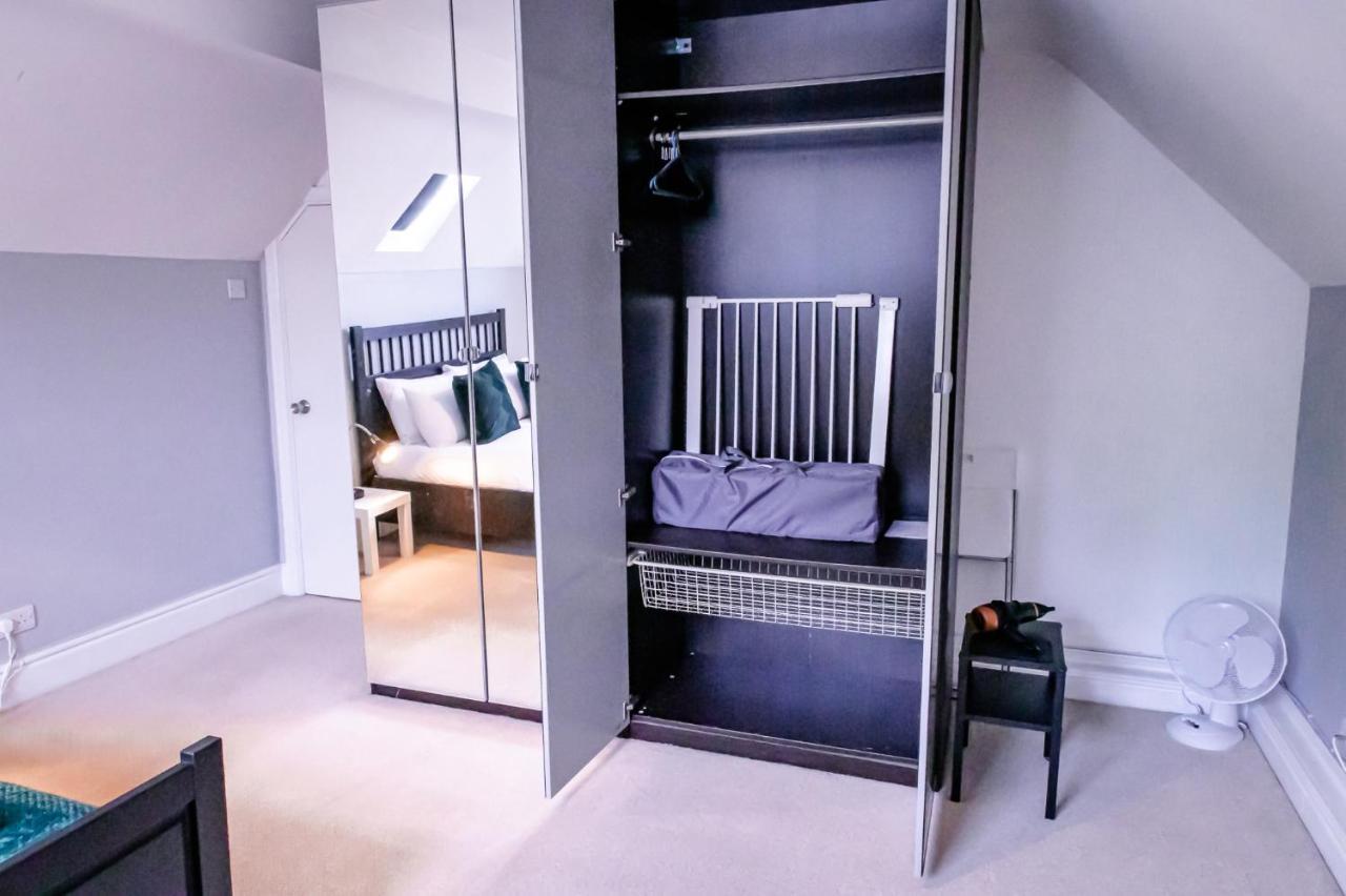Lord Street - 2 Beautiful Apartments - Sleep Up To 14 Guests - By Rework Accommodation Chester Exteriér fotografie