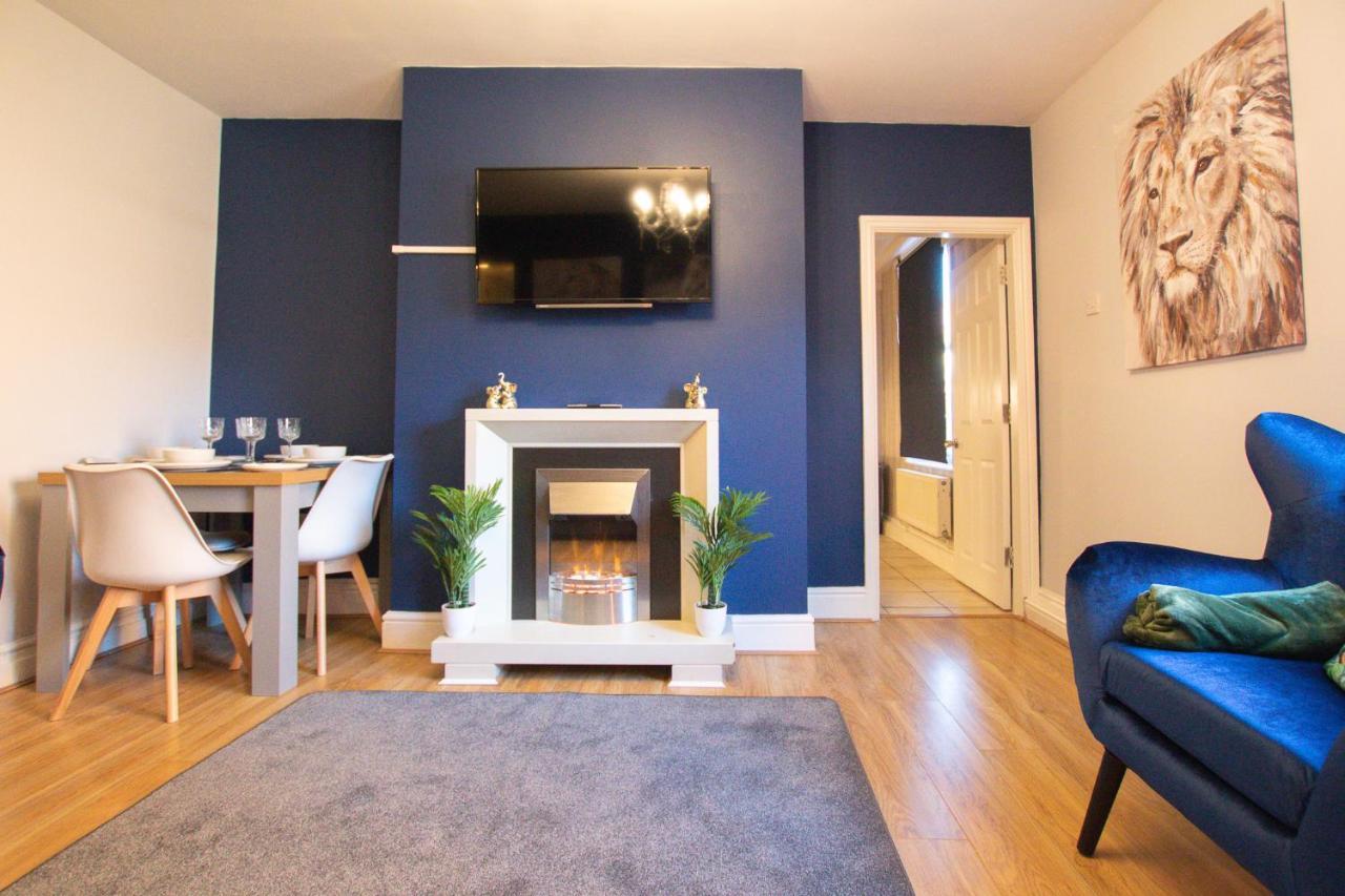 Lord Street - 2 Beautiful Apartments - Sleep Up To 14 Guests - By Rework Accommodation Chester Exteriér fotografie