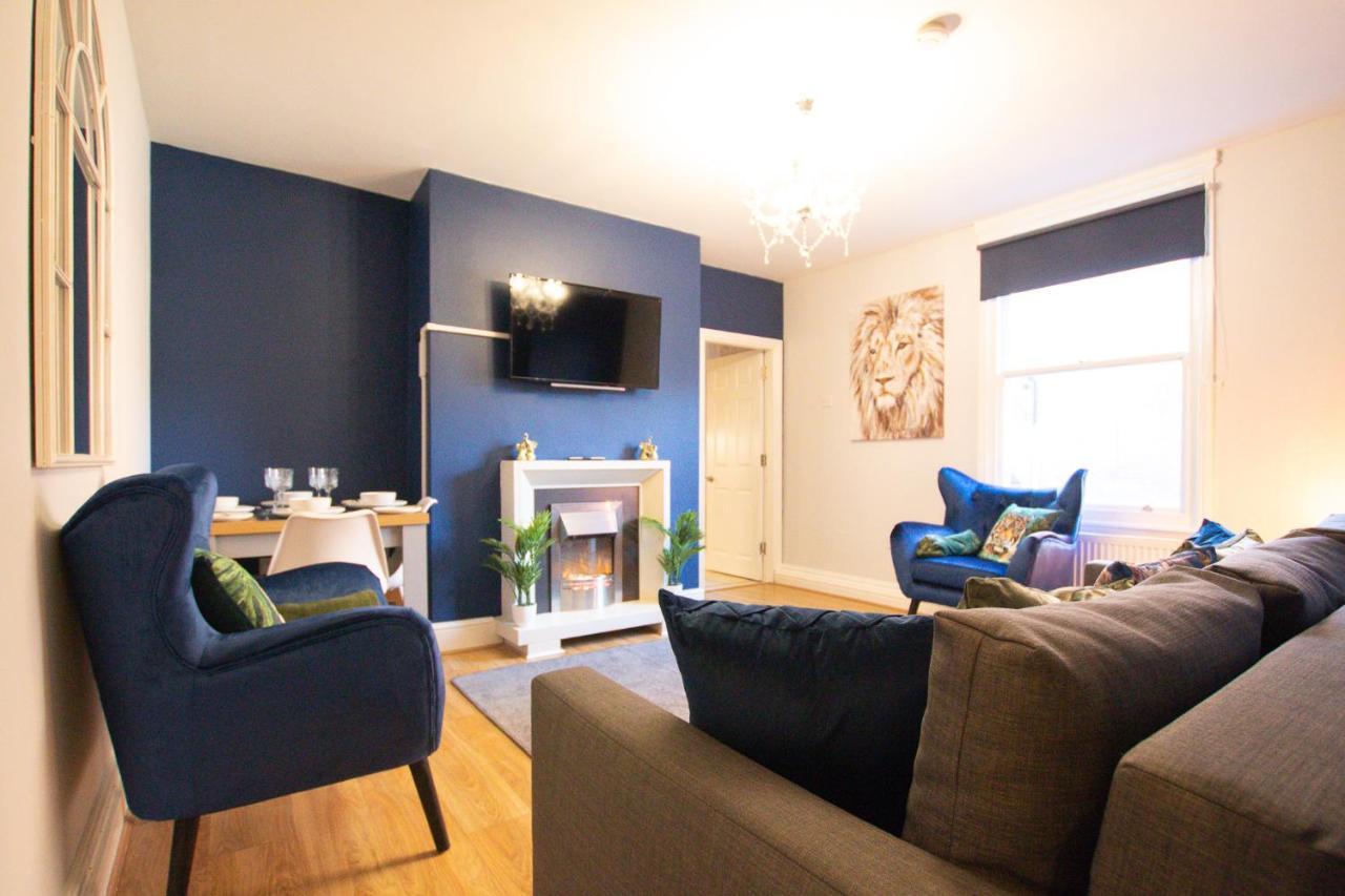 Lord Street - 2 Beautiful Apartments - Sleep Up To 14 Guests - By Rework Accommodation Chester Exteriér fotografie